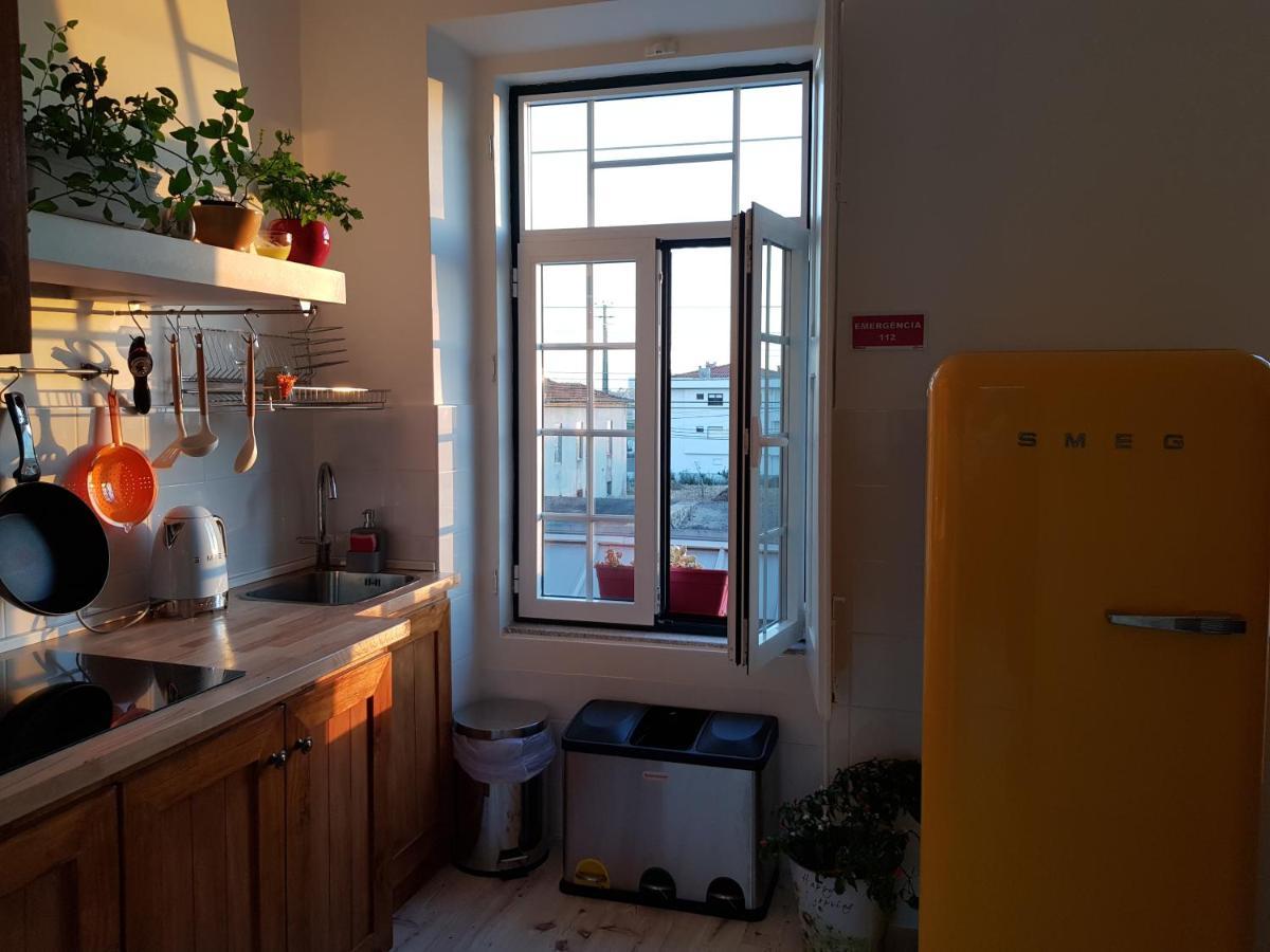 Cork Train Station Guesthouse إسموريز المظهر الخارجي الصورة